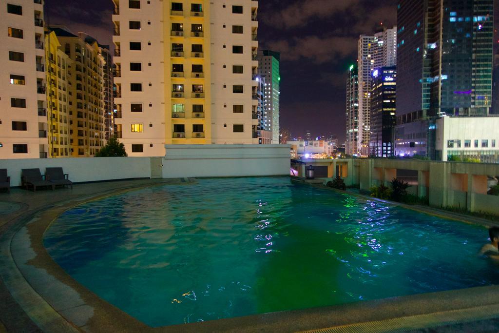 1บีอาร์ ฟูลลี เฟอร์นิช คอนโด แอท ฟอร์เบสวู๊ด พาร์คเลน เดอะ ฟอร์ต Makati City ห้อง รูปภาพ